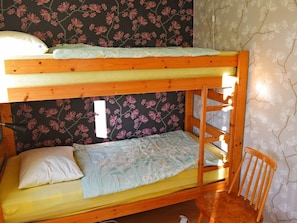 1 bedroom, individually furnished