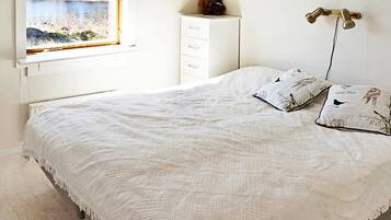 2 bedrooms, individually furnished