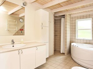 Interior - Spacious Holiday Home in Fjerritslev near Beach (Fjerritslev)