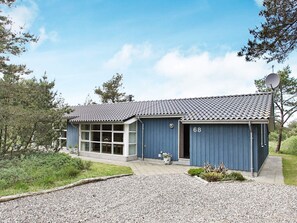 Exterior - Spacious Holiday Home in Fjerritslev near Beach (Fjerritslev)