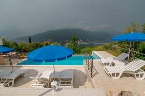 Alberca al aire libre 