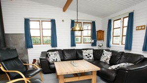 DVD player - Charming Holiday Home in Juelsminde With Whirlpool (Horsens)