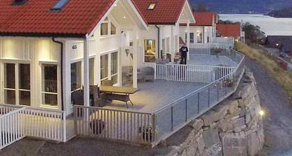 6 Person Holiday Home in Ølen