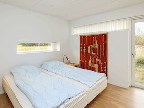 3 bedrooms, individually furnished, cribs/infant beds