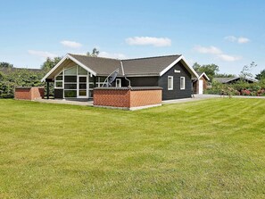 House | Exterior - 6 Person Holiday Home in Storvorde-by Traum (Storvorde)
