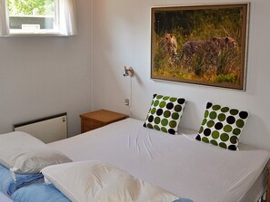 3 Schlafzimmer, Babybetten