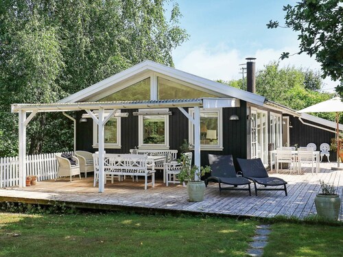 Modern Holiday Home in Hovedstaden With Roofed Terrace