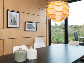 Dining - Quaint Holiday Home in Ørsted With Relaxing Whirlpool (Ørsted)