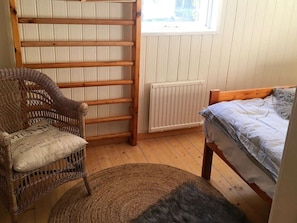 1 bedroom, individually furnished, bed sheets