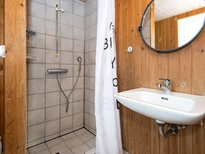 Bathroom - Elegant Holiday Home in Fårvang With Sauna (Farvang)