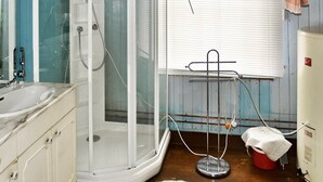 Bathroom - 6 Person Holiday Home in Fevåg (Indre Fosen)