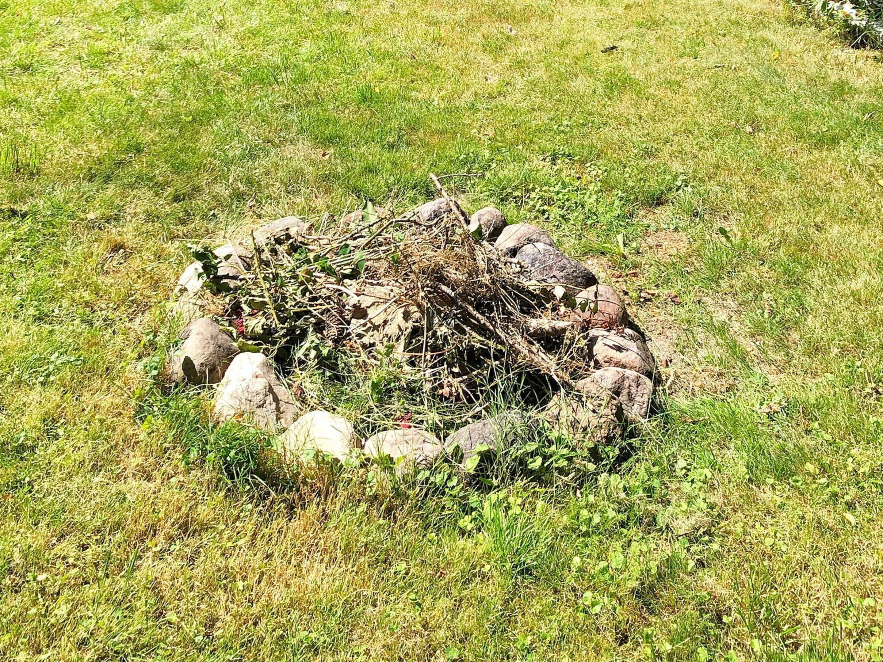 House | Property grounds