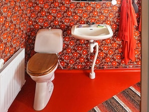 Shower - 4 Person Holiday Home in Bengtsfors (Bengtsfors)