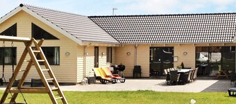 Spacious Holiday Home in Glesborg near Ocean