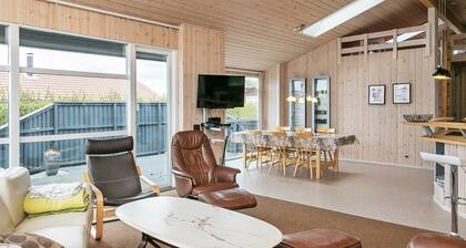 Peaceful Holiday Home in Vinderup With Large Terrace