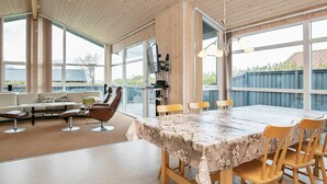 Dining - Peaceful Holiday Home in Vinderup With Large Terrace (Vinderup)