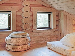 4 bedrooms
