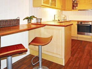 House | Private kitchen - Holiday Home in Austrheim (Austrheim)