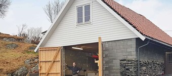 บ้านพักตากอากาศในออสเทรฮิม