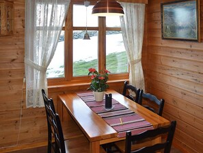 Dining - Holiday Home in Åram (Vanylven)
