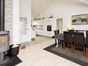 Dining - 8 Person Holiday Home in Hirtshals (Hirtshals)