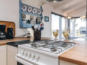 Bahagian dalam