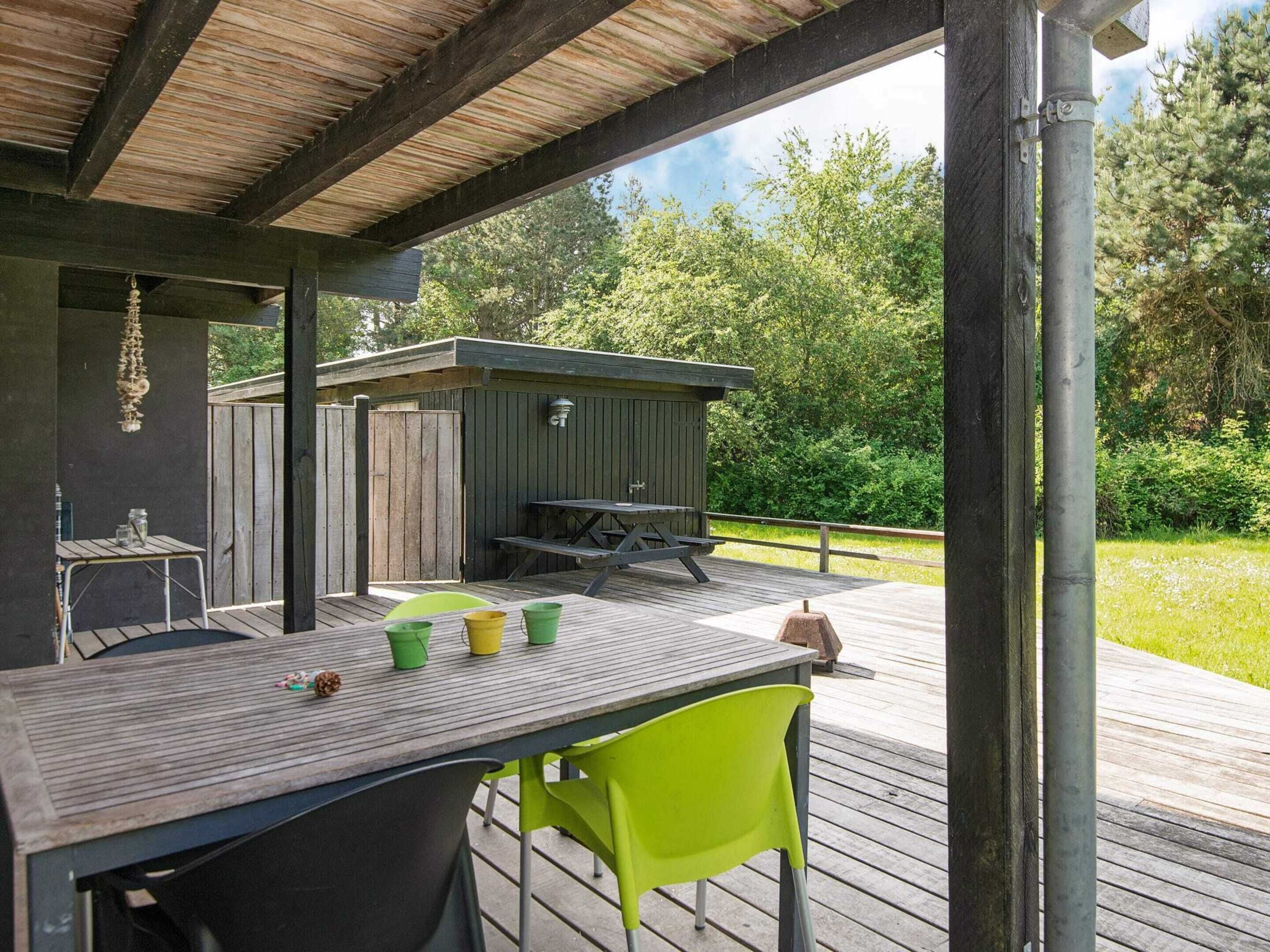 House | Outdoor dining