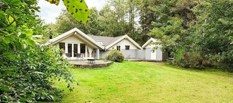 Vintage Holiday Home in Jutland With Whirlpool