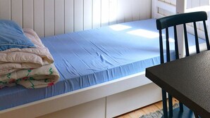 Luokittelematon kuva, 3 kautta 9, painike