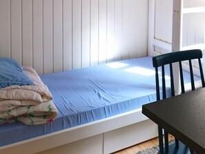 2 bedrooms