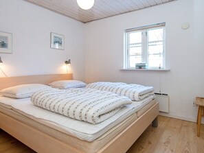 House | 4 bedrooms - 8 Person Holiday Home in Grenaa (Grenaa)