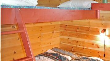 4 bedrooms, individually furnished