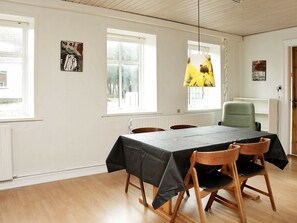 Dining - Modern Holiday Home in Grenaa Close to Beach (Grenaa)