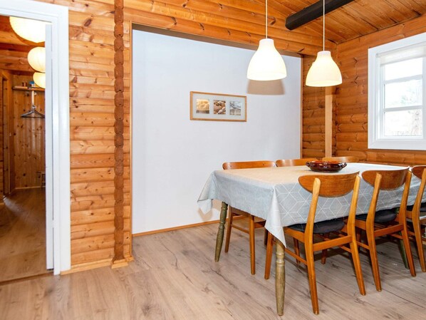 House | Dining