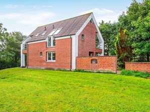 House | Exterior