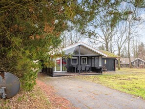 الإطلالة من المنشأة