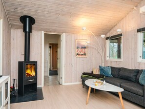 Interior - Rustic Holiday Home in Ansager near Water (Ansager)