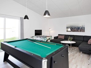 House | Games room