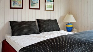 Unclassified image, 3 of 14, button - Rustic Holiday Home in Hadsund With Garden (Hadsund)
