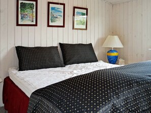 3 Schlafzimmer, Babybetten