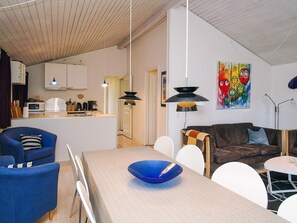 House | Interior - Idyllic Holiday Home in Store Fuglede near Forest (Store Fuglede)