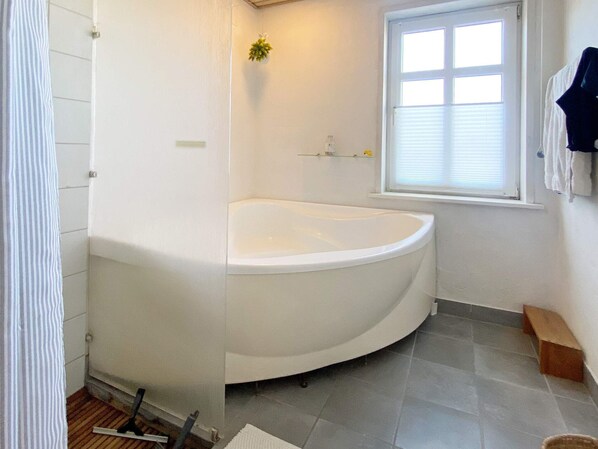 House | Spa treatment