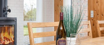 ヴィンテージ ホリデイ ホーム イン ストルーー ニア オープン フィールド