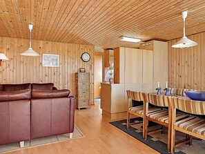 Dining - Relaxed Holiday Home in Skjern near Sea (Skjern)