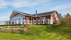 Exterior - Spacious Holiday Home in Fårevejle With Swimming Pool (Faarevejle)