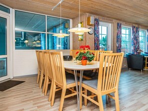 House | Dining