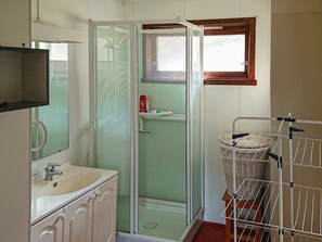Bathroom - 5 Person Holiday Home in Rørvik (Vikna)