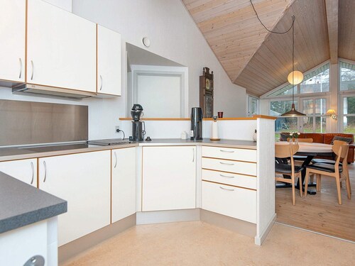 6 Person Holiday Home in Glesborg