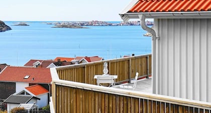 2 Person Holiday Home in Ronnang