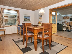 Interior - 6 Person Holiday Home in Ronde (Ronde)